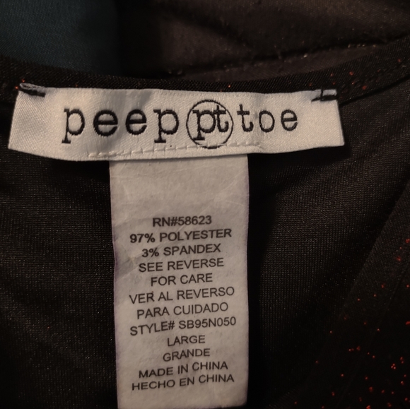 Woman's Sexy Peep Toe Red And Black Stringy Dress Size Large - Picture 5 of 5